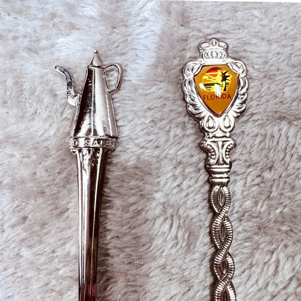 N/A vintage souvenir